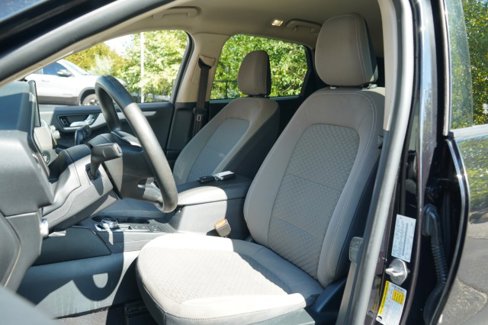 Used 2020 Ford Escape SE image 38