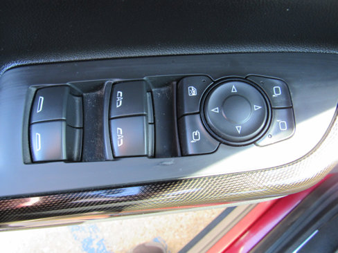 Used 2021 GMC Acadia AT4 w/ Technology Package image 10