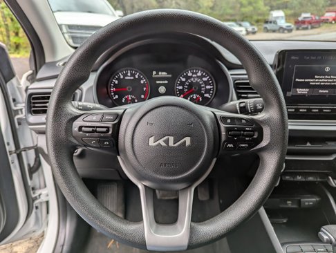 Used 2023 Kia Rio S w/ Technology Package image 9