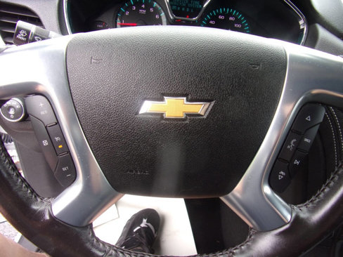 Used 2017 Chevrolet Traverse LT w/ Style and Technology Package image 25