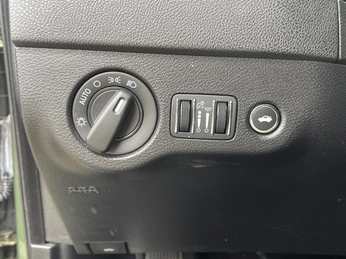 Used 2023 Dodge Charger SXT image 18