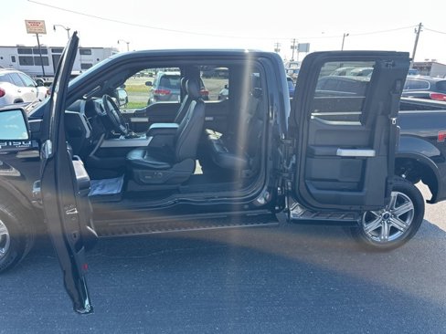 Used 2018 Ford F150 Lariat w/ Equipment Group 502A Luxury image 24
