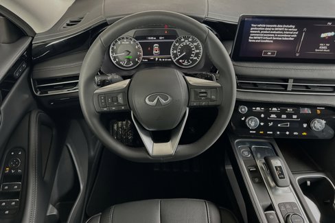 Certified 2025 INFINITI QX60 Pure image 17