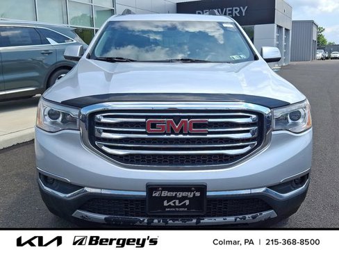 Used 2017 GMC Acadia SLT image 2