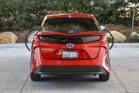 Used 2017 Toyota Prius Prime Premium image 5