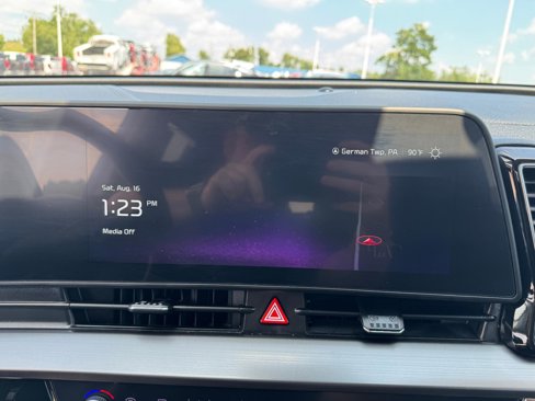 Used 2023 Kia Sportage EX image 24