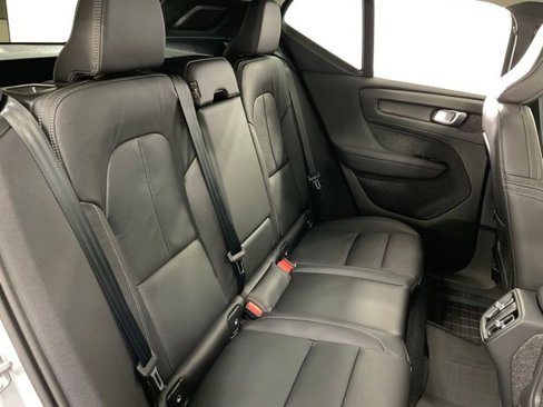 New 2025 Volvo XC40 B5 Core w/ Climate Package image 42