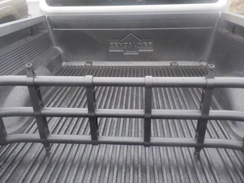 Used 2012 Nissan Frontier SV image 18