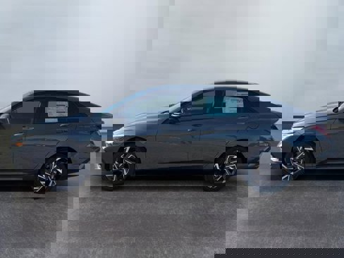 New 2025 Hyundai Elantra Sport image 8