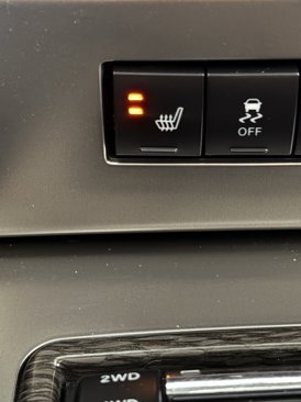 Used 2012 Jeep Liberty Limited Jet w/ Comfort/Convenience Group image 9