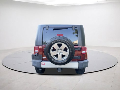 Used 2010 Jeep Wrangler Unlimited Sahara w/ Dual Top Group image 19
