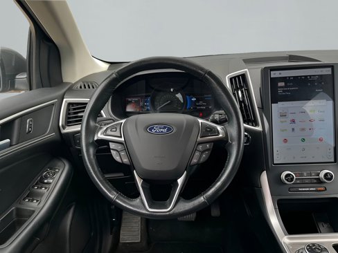 Used 2023 Ford Edge SEL image 16