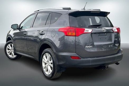 Used 2015 Toyota RAV4 Limited image 12