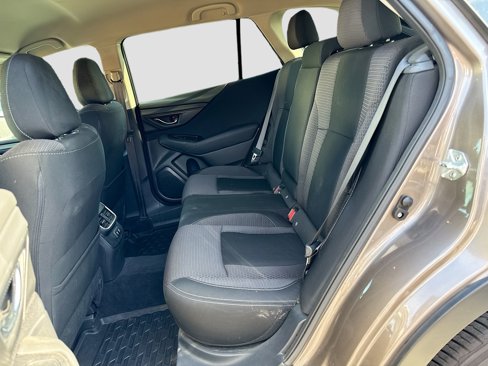 Used 2022 Subaru Outback Premium image 23