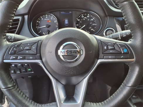 Certified 2020 Nissan Rogue SV w/ Premium Package image 10