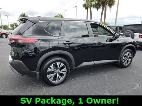Used 2022 Nissan Rogue SV image 7