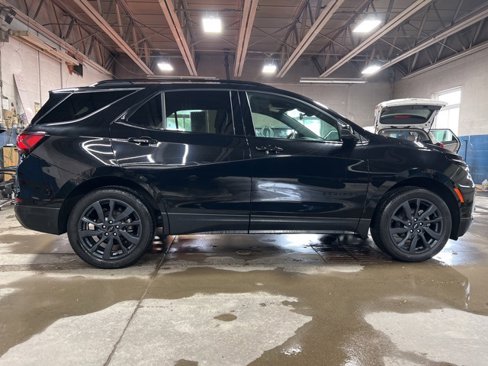 Used 2024 Chevrolet Equinox RS w/ LPO, Floor Liner Package image 6