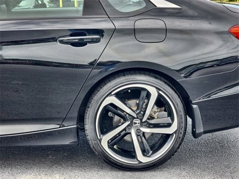 Used 2022 Honda Accord Sport image 12