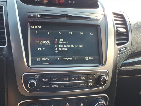 Used 2014 Kia Sorento SX w/ 3rd Row Package image 20