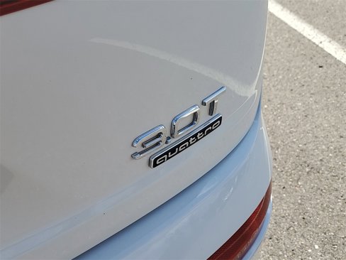Used 2017 Audi Q7 3.0T Premium Plus image 6