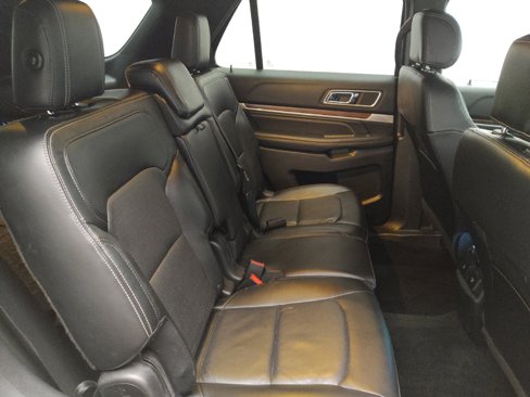 Used 2016 Ford Explorer Limited image 19