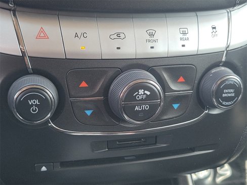 Used 2014 Dodge Journey SXT w/ Flexible Seating Group image 16