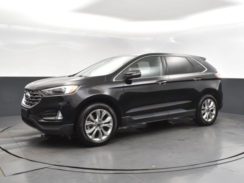 Used 2024 Ford Edge Titanium image 3