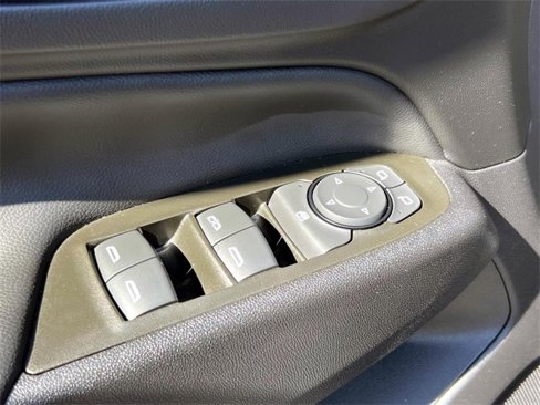 Used 2023 Chevrolet Equinox LT image 15