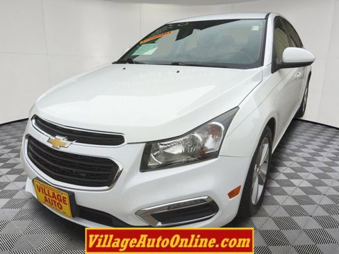Used 2015 Chevrolet Cruze LT image 15