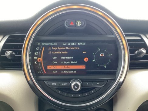 Used 2019 MINI Cooper 2-Door Hardtop image 20