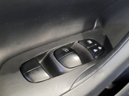 Used 2018 Nissan Altima 2.5 SR w/ SR Special Edition image 27