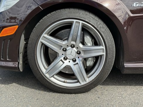 Used 2010 Mercedes-Benz E 63 AMG Sedan image 16
