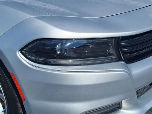Certified 2022 Dodge Charger SXT w/ Leather Interior Group image 5