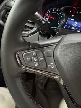 Used 2023 Chevrolet Equinox RS image 22