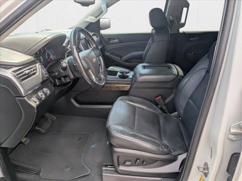 Used 2019 Chevrolet Tahoe LT image 14