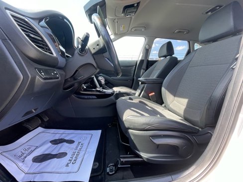 Certified 2022 Kia Seltos S image 14