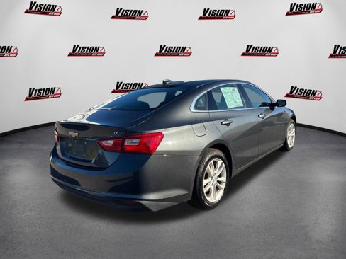 Used 2017 Chevrolet Malibu LT image 5