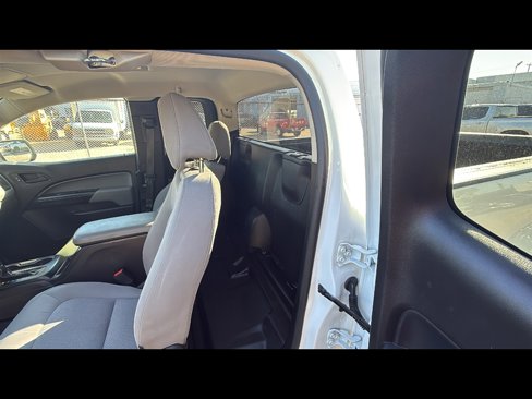 Used 2020 Chevrolet Colorado W/T image 20