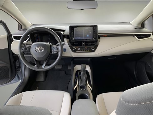 Used 2022 Toyota Corolla LE image 32