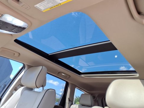 Used 2013 Jeep Grand Cherokee Overland w/ Advance Technology Group image 5