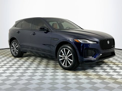 New 2025 Jaguar F-PACE R-Dynamic S image 3