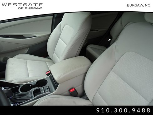 Used 2018 Hyundai Tucson SEL image 18