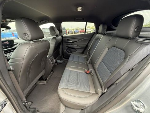 New 2025 Buick Envista Preferred image 20