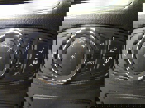 Used 2020 Ford Edge Titanium w/ Equipment Group 301A image 26