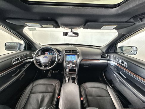Used 2018 Ford Explorer Limited image 23
