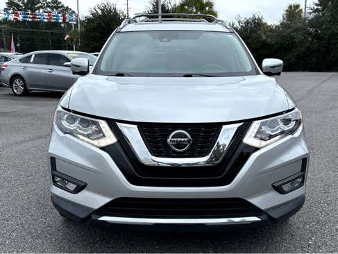 Used 2019 Nissan Rogue SL w/ Premium Package image 2