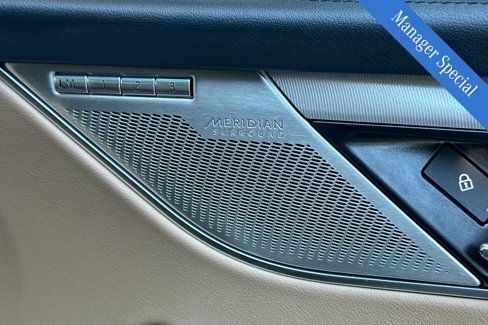 Used 2022 Jaguar F-PACE S image 6
