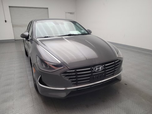 Used 2023 Hyundai Sonata SE image 14
