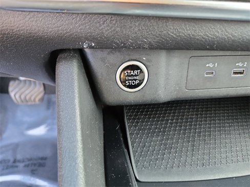 Used 2023 Nissan Rogue SV image 18
