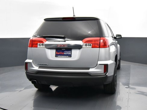 Used 2017 GMC Terrain SLE image 29